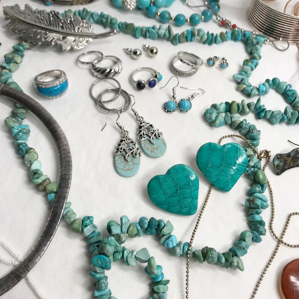 Huge VTG Estate Southwestern Turquoise Silver Jewelry Necklace Earring Lot Bundl - Picture 10 of 11